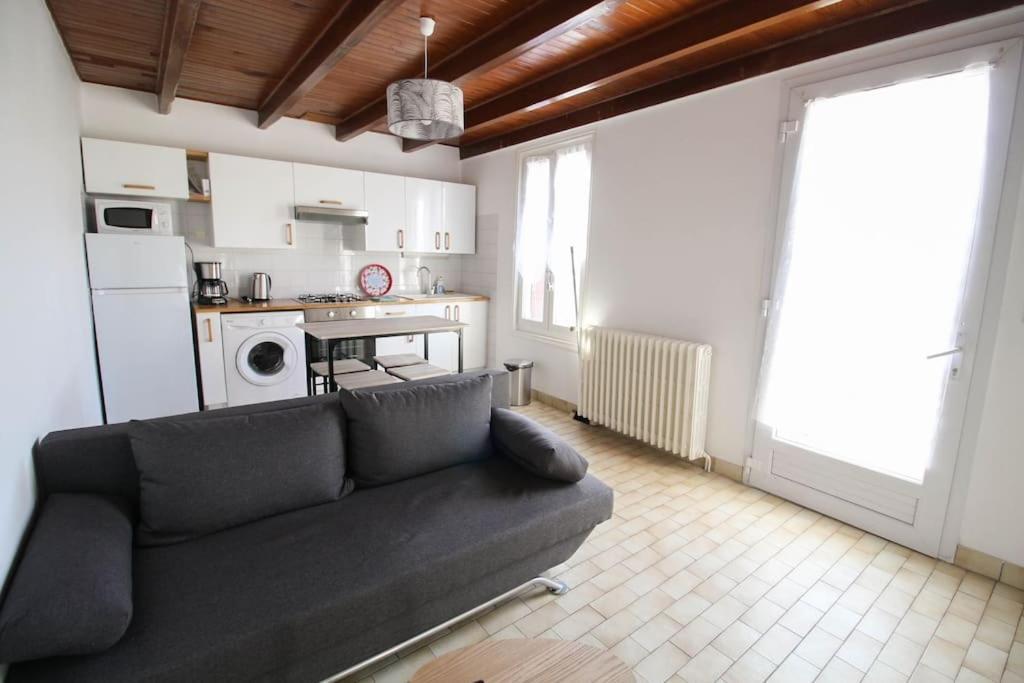 Joli T2 Renove / Wifi / Grand Parking Prive Lejlighed La Couronne  Eksteriør billede