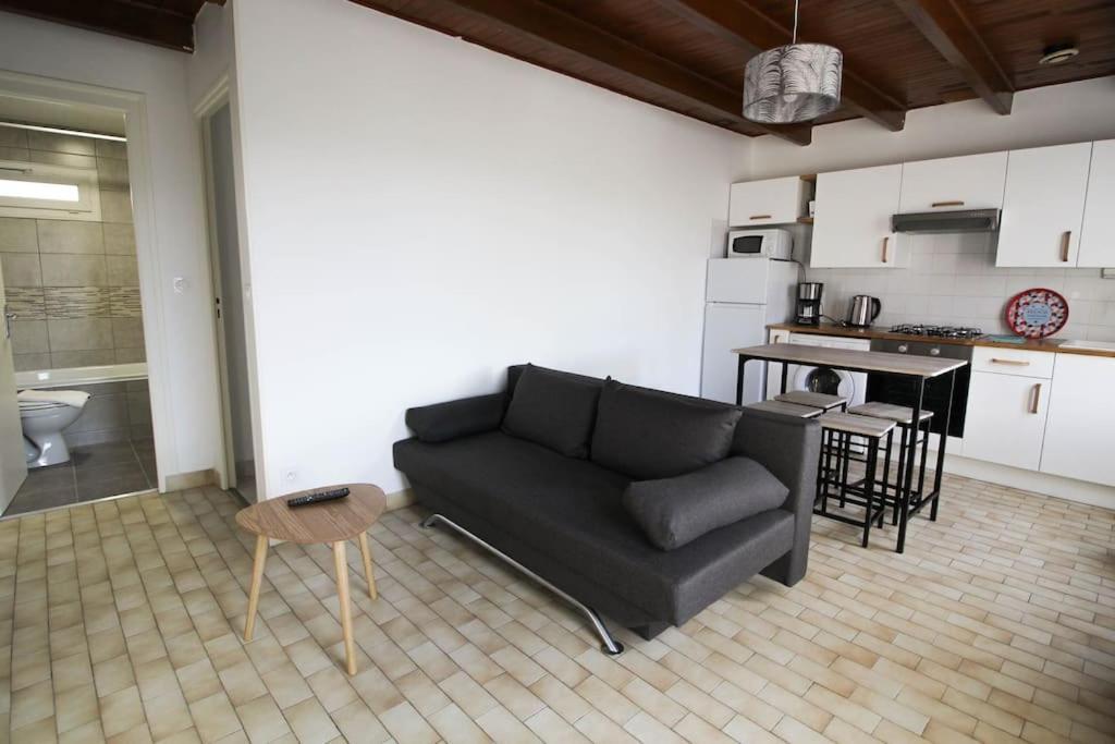 Joli T2 Renove / Wifi / Grand Parking Prive Lejlighed La Couronne  Eksteriør billede